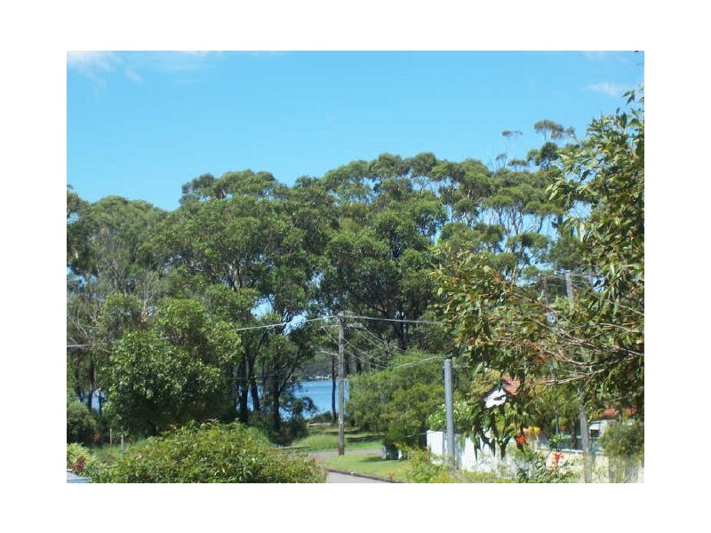 13 Richard Avenue, Lemon Tree Passage NSW 2319