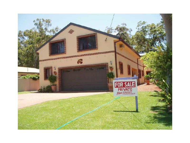 40 Meredith Avenue, Lemon Tree Passage NSW 2319
