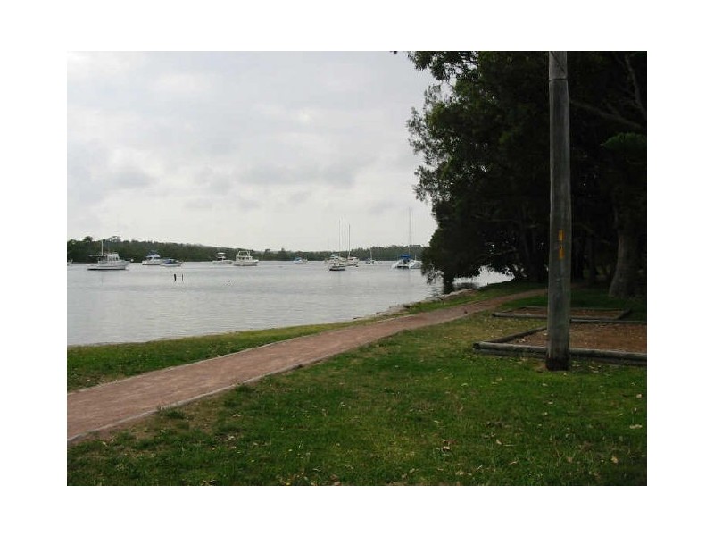 2/1 Shearman Avenue, Lemon Tree Passage NSW 2319