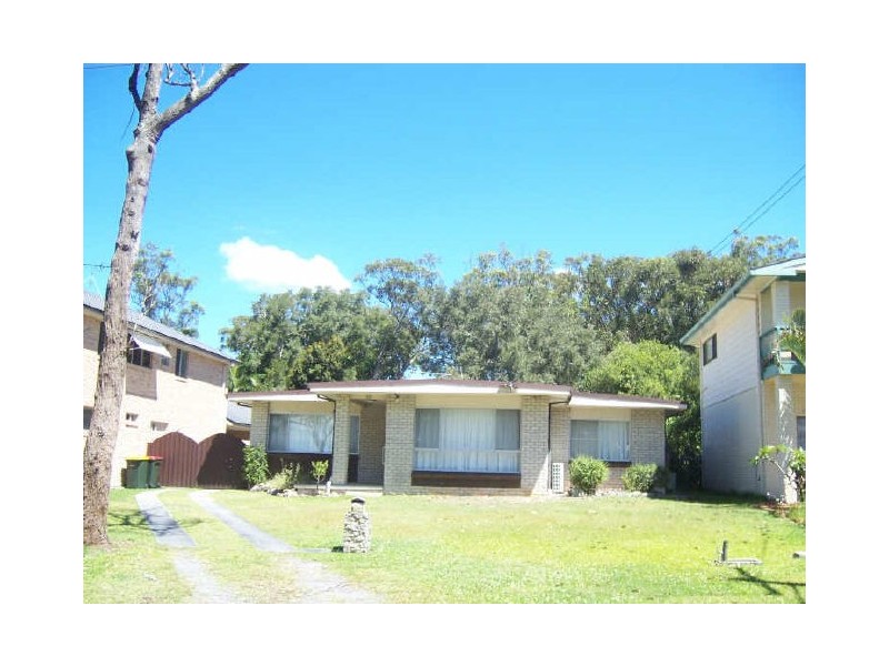 62 Peace Parade, Tanilba Bay NSW 2319