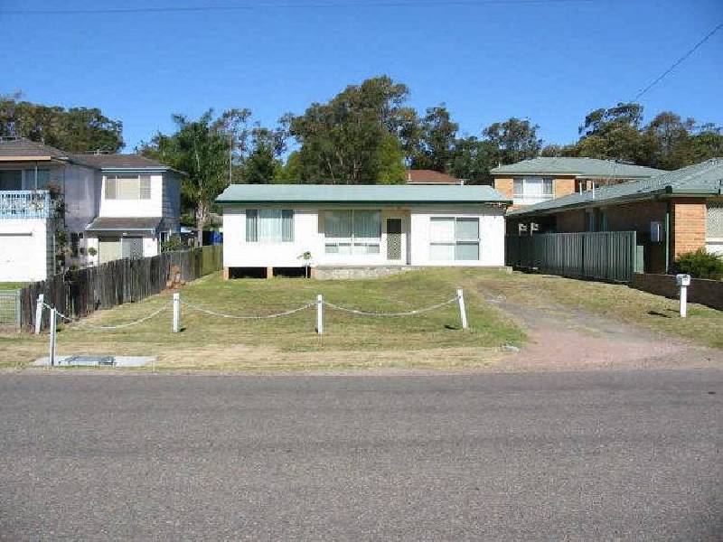 Tanilba Bay NSW 2319