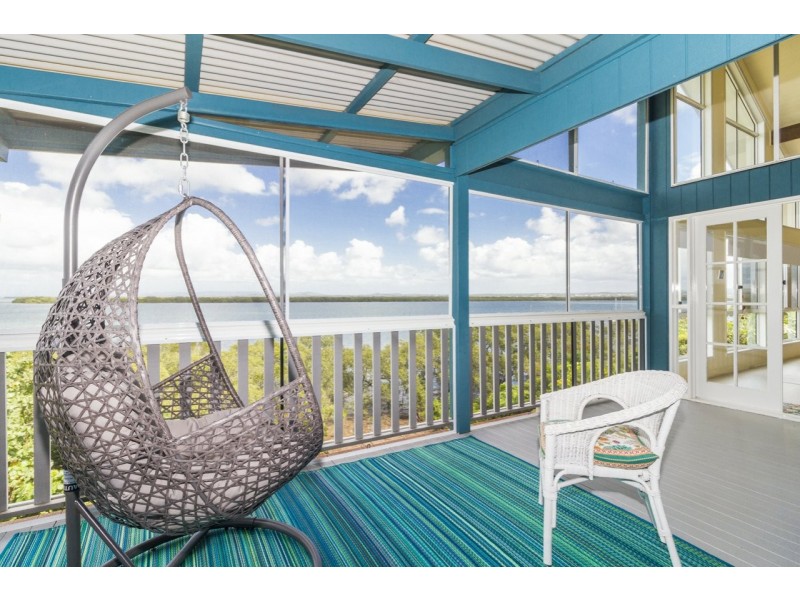 14 Emily Crescent, Macleay Island QLD 4184