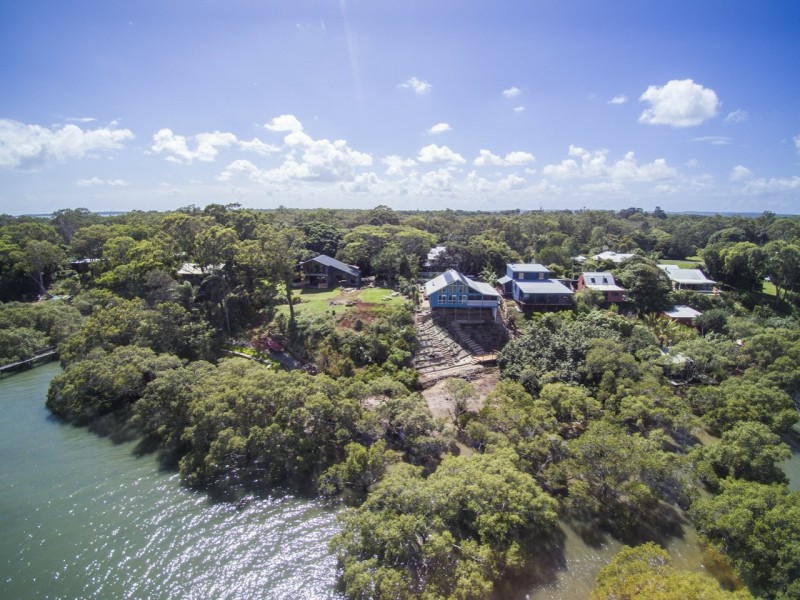 14 Emily Crescent, Macleay Island QLD 4184