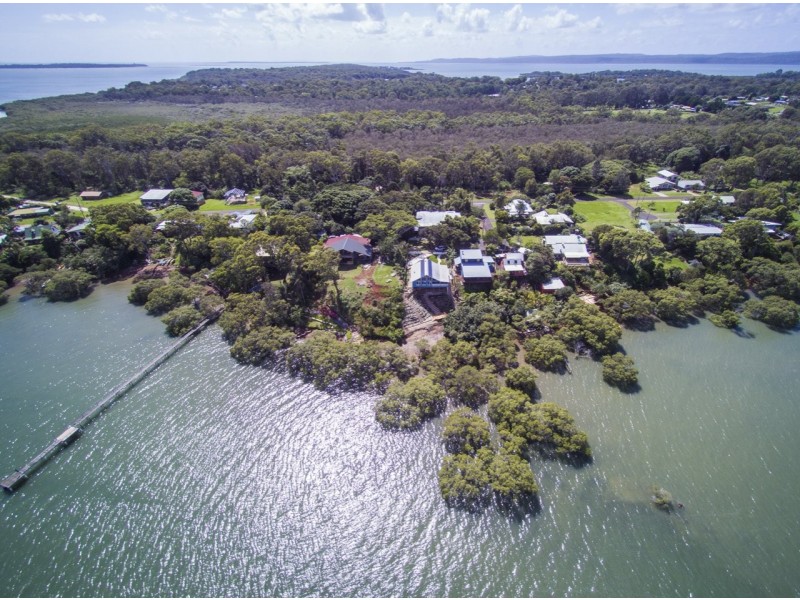 14 Emily Crescent, Macleay Island QLD 4184