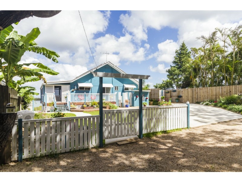 14 Emily Crescent, Macleay Island QLD 4184
