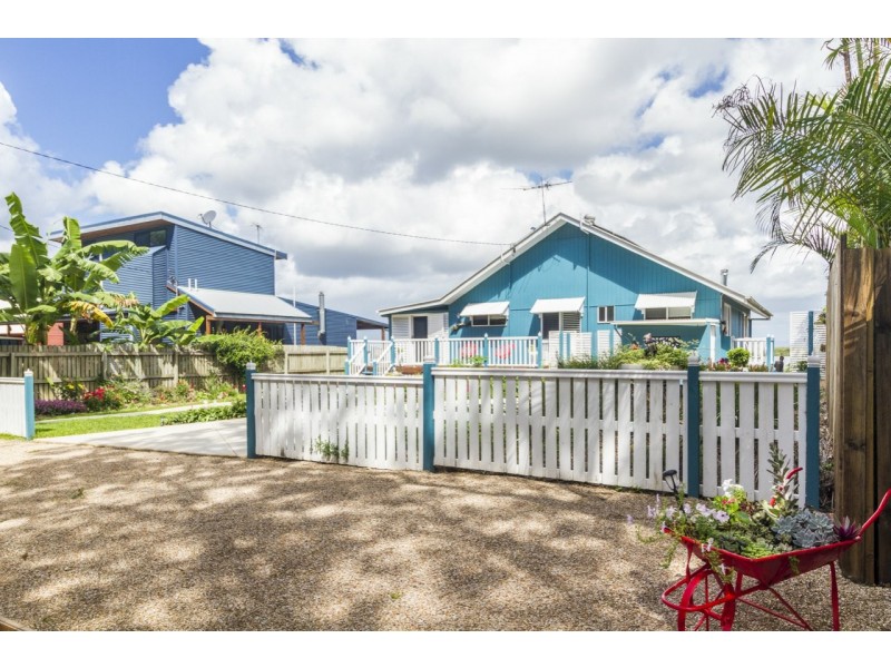 14 Emily Crescent, Macleay Island QLD 4184