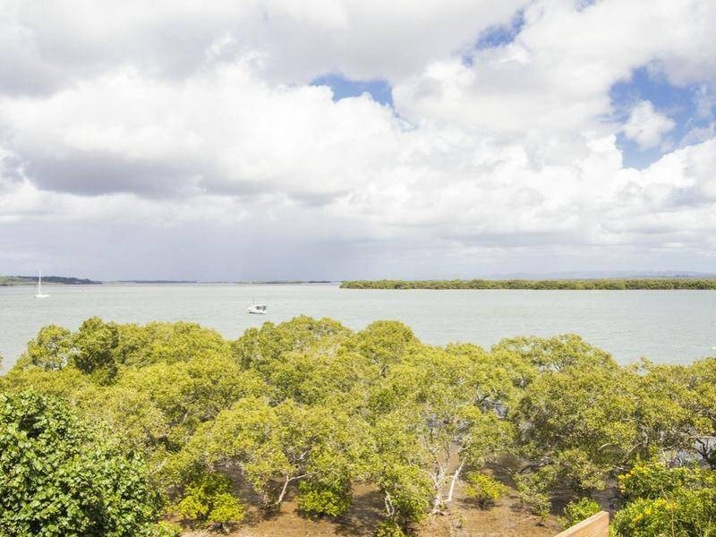14 Emily Crescent, Macleay Island QLD 4184