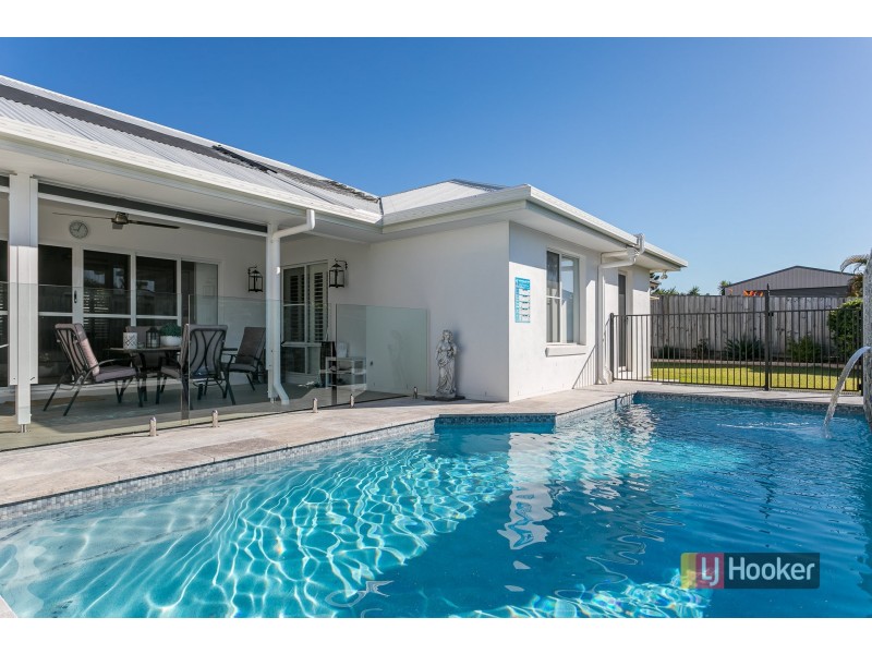 6 Acer Place, Redland Bay QLD 4165
