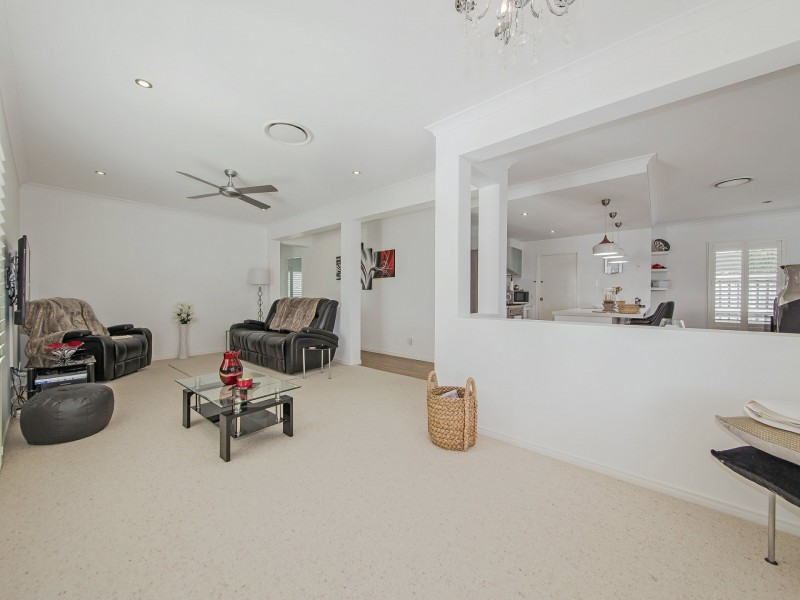 6 Acer Place, Redland Bay QLD 4165