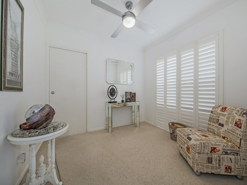 6 Acer Place, Redland Bay QLD 4165