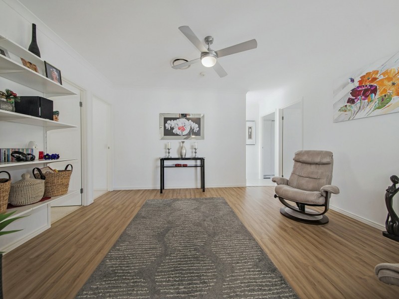 6 Acer Place, Redland Bay QLD 4165