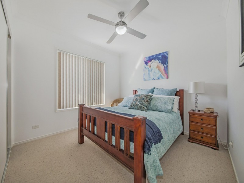 6 Acer Place, Redland Bay QLD 4165