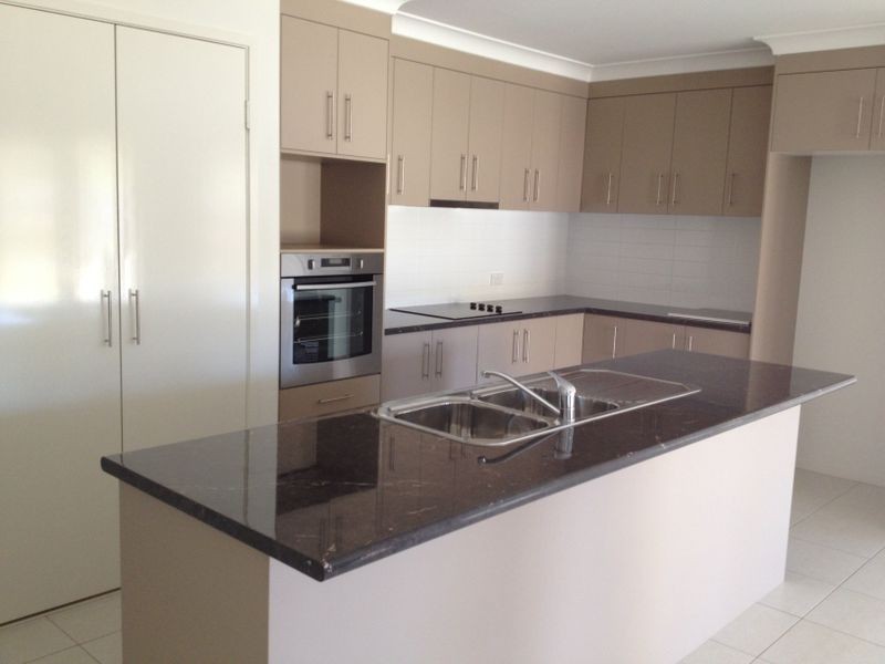 27A PINE TERRACE, Redland Bay QLD 4165