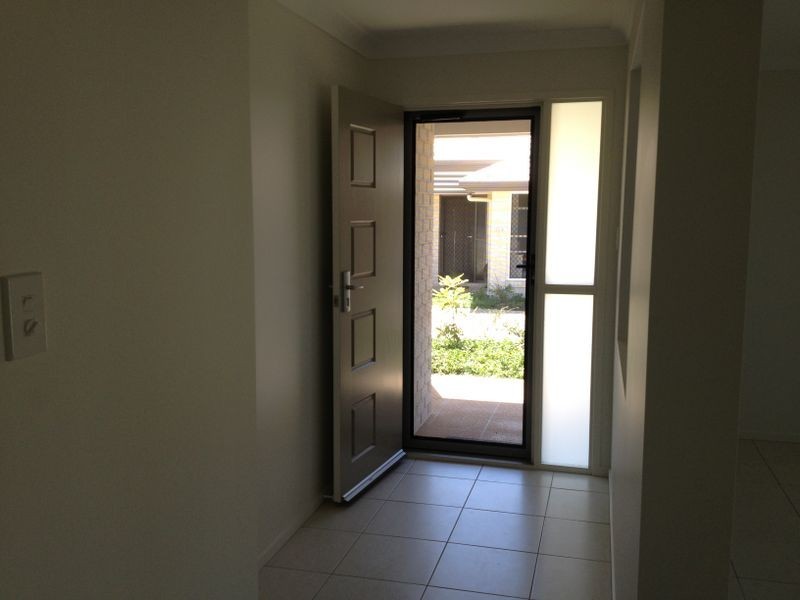 27A PINE TERRACE, Redland Bay QLD 4165