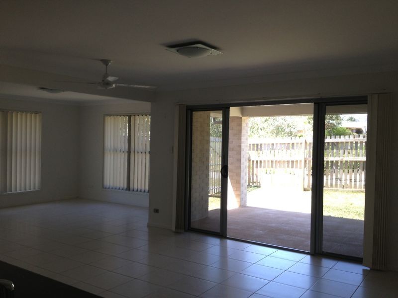 27A PINE TERRACE, Redland Bay QLD 4165