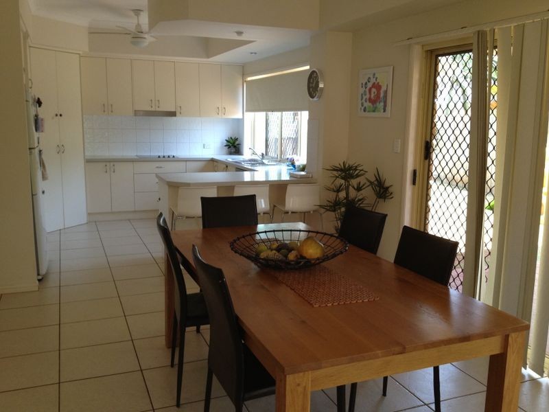 14 VIEWFIELD STREET, Redland Bay QLD 4165