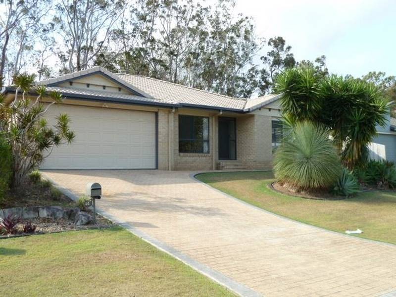 33 Emperor Drive, Redland Bay QLD 4165