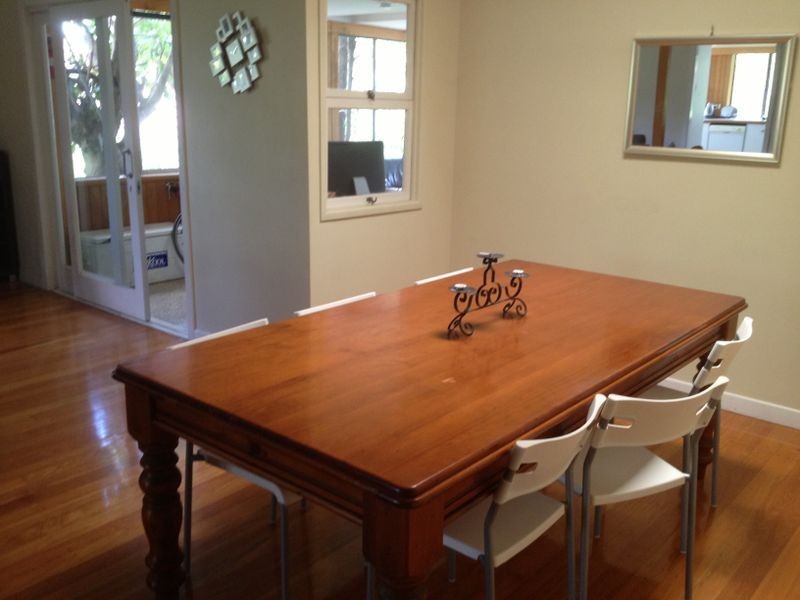 15 JENKINSON STREET, Indooroopilly QLD 4068