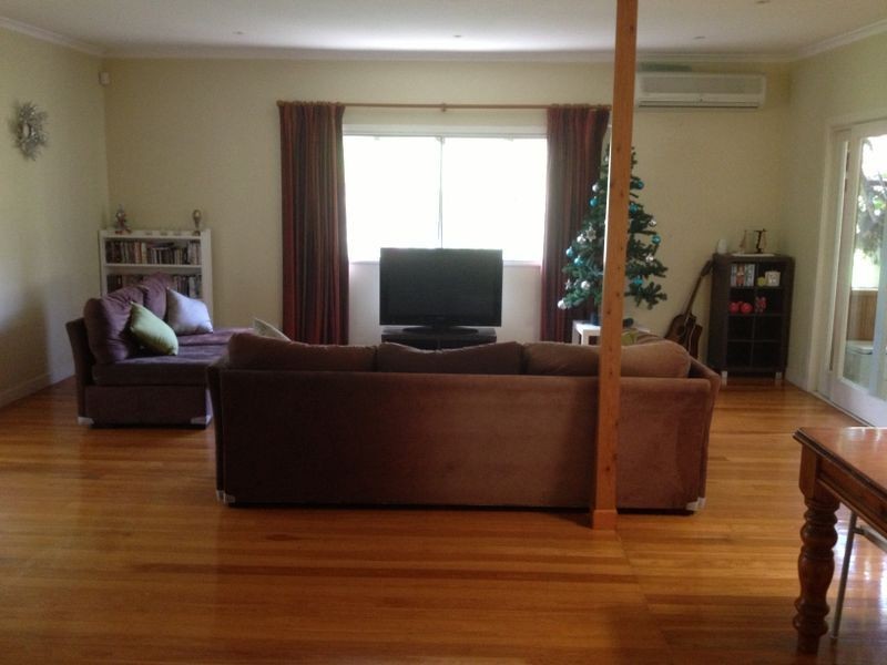 15 JENKINSON STREET, Indooroopilly QLD 4068