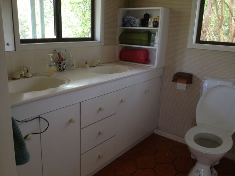 15 JENKINSON STREET, Indooroopilly QLD 4068