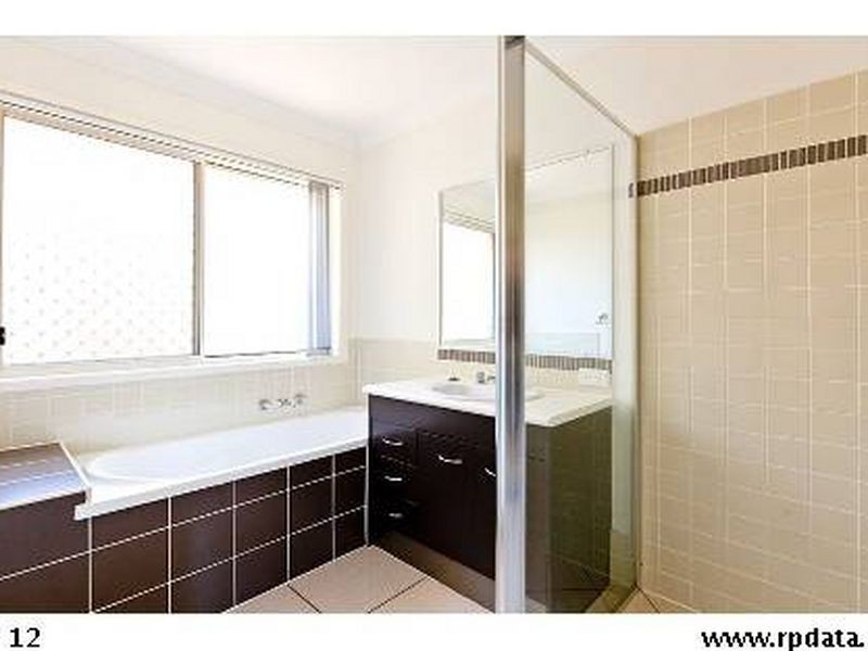 12 GREEN PLACE, Redland Bay QLD 4165