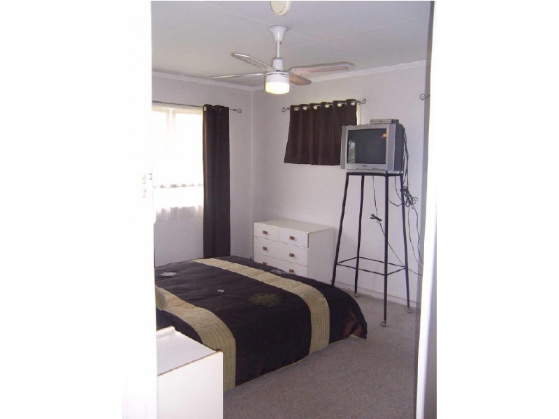 20 Shanahan Street, Redland Bay QLD 4165