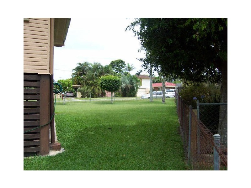 20 Shanahan Street, Redland Bay QLD 4165