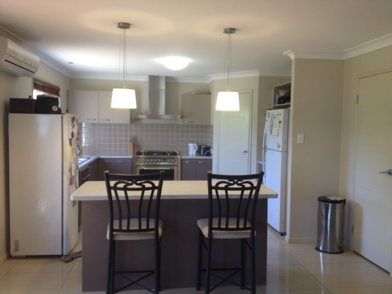 30 HUNTLY PLACE, Redland Bay QLD 4165