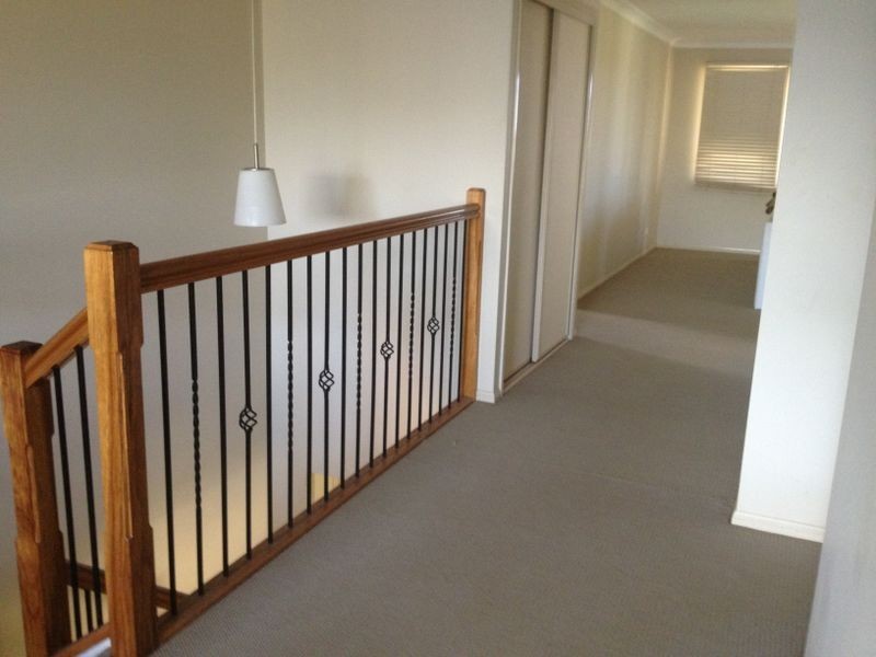 30 HUNTLY PLACE, Redland Bay QLD 4165