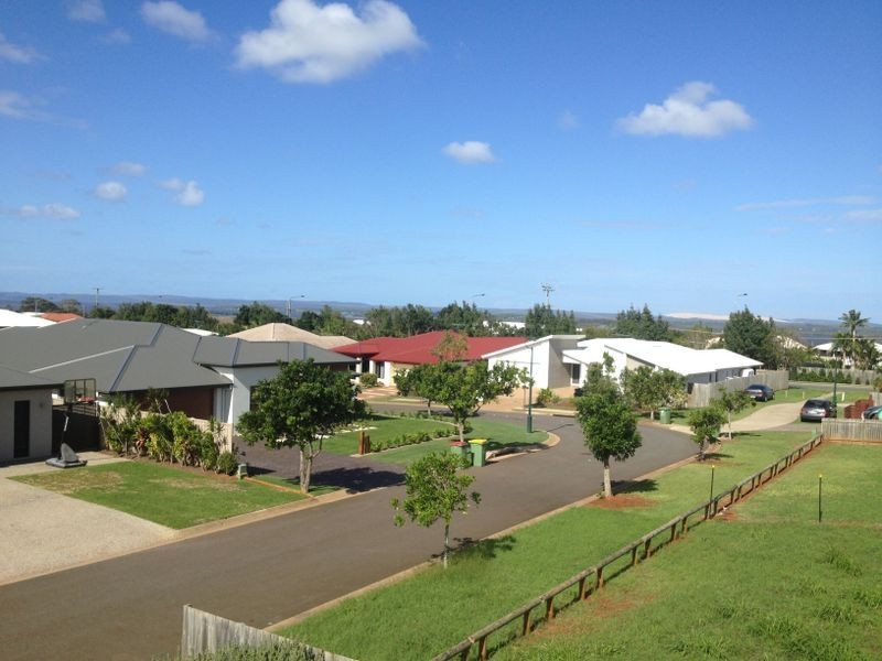 30 HUNTLY PLACE, Redland Bay QLD 4165