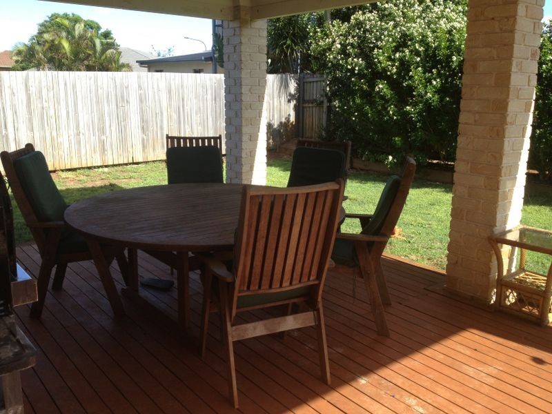 30 HUNTLY PLACE, Redland Bay QLD 4165