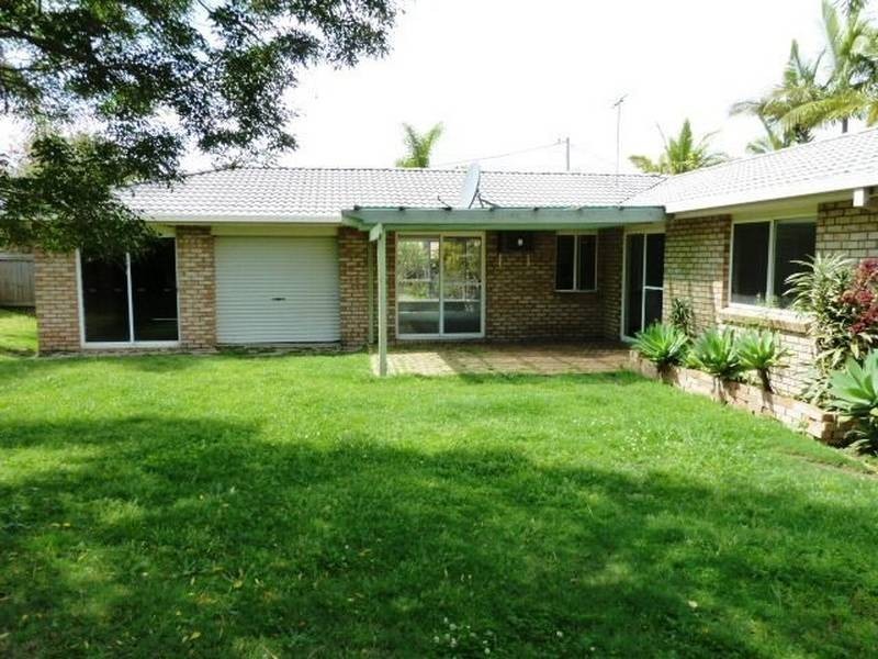 6 Troon Court, Victoria Point QLD 4165