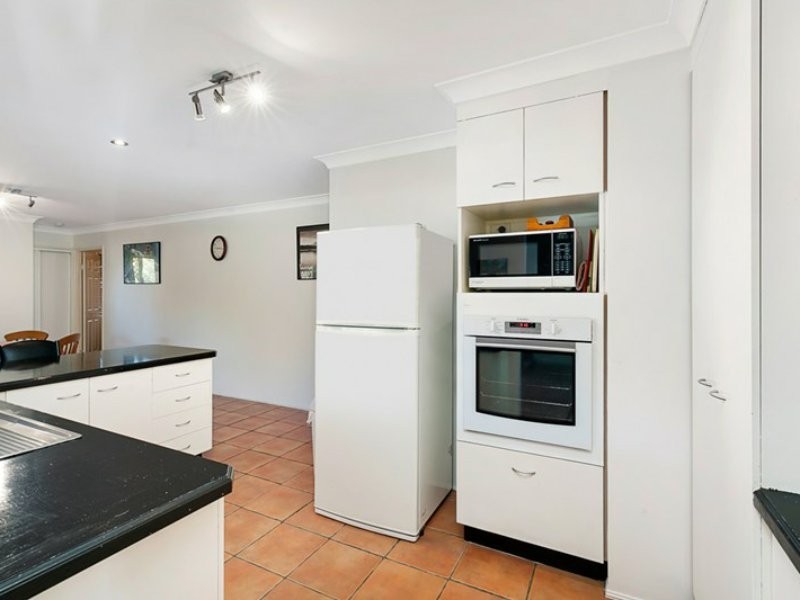 22 Spruce Avenue, Victoria Point QLD 4165