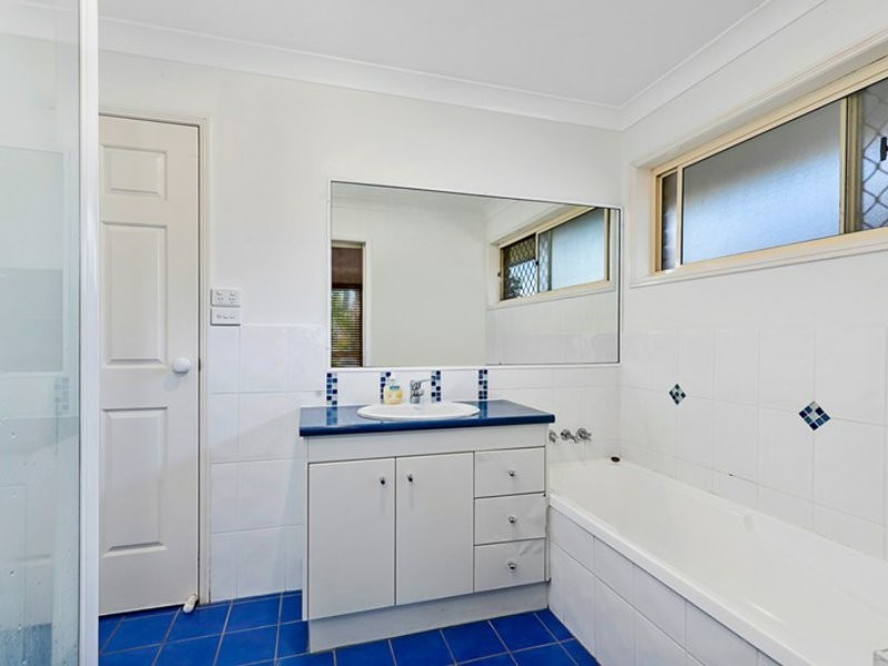 22 Spruce Avenue, Victoria Point QLD 4165