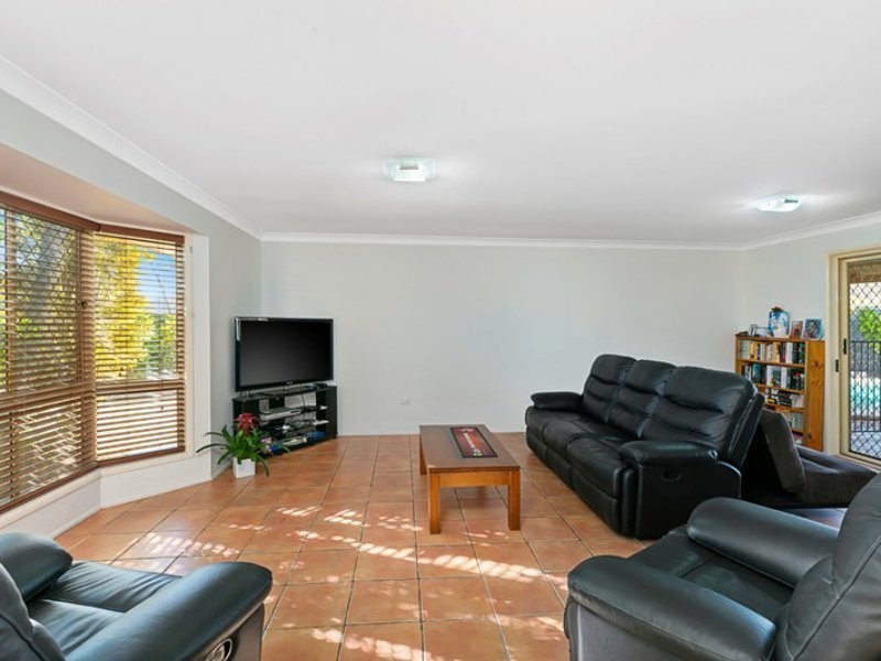 22 Spruce Avenue, Victoria Point QLD 4165