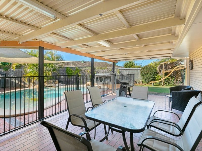22 Spruce Avenue, Victoria Point QLD 4165