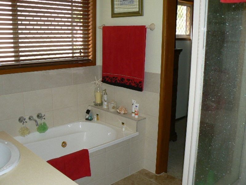 27A BOUNDARY STREET, Redland Bay QLD 4165