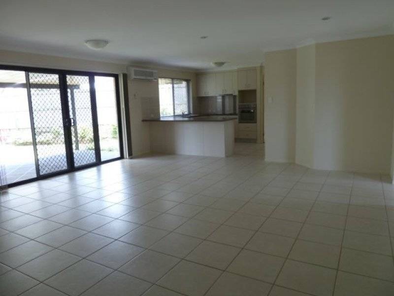 27 Creekwood Street, Victoria Point QLD 4165