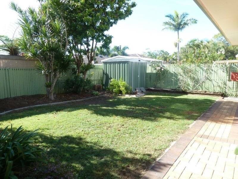 10 Glen Road, Victoria Point QLD 4165