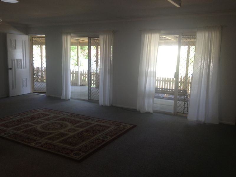 76 CANE STREET, Redland Bay QLD 4165