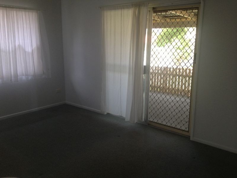 76 CANE STREET, Redland Bay QLD 4165