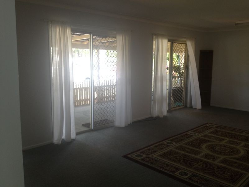 76 CANE STREET, Redland Bay QLD 4165