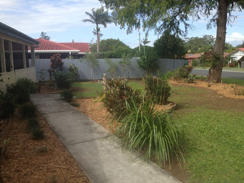 76 CANE STREET, Redland Bay QLD 4165