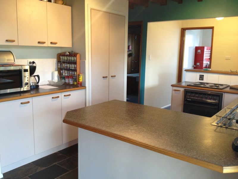 37 TORQUAY ROAD, Redland Bay QLD 4165