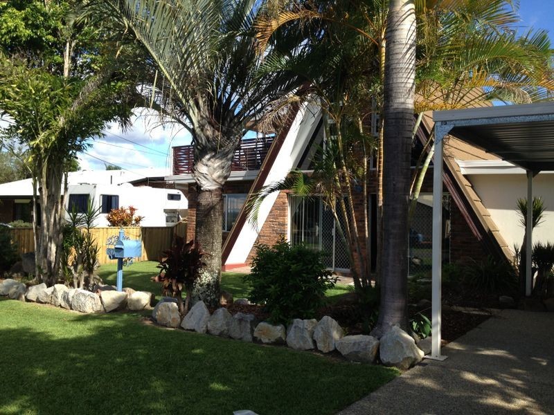 37 TORQUAY ROAD, Redland Bay QLD 4165