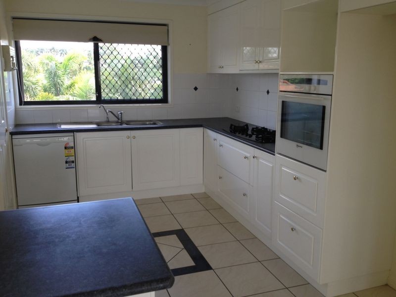 11 BRAEMAR COURT, Redland Bay QLD 4165