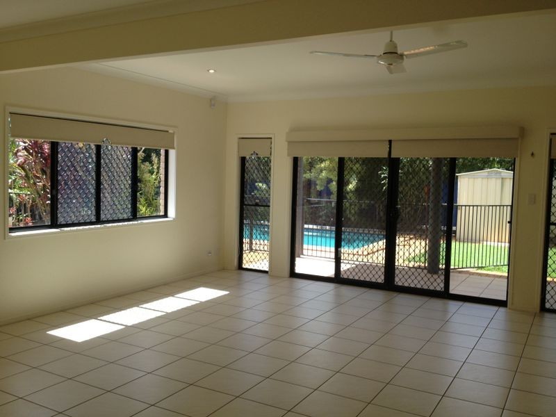 11 BRAEMAR COURT, Redland Bay QLD 4165