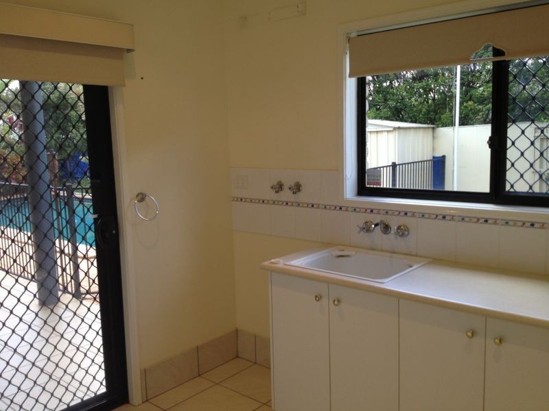 11 BRAEMAR COURT, Redland Bay QLD 4165