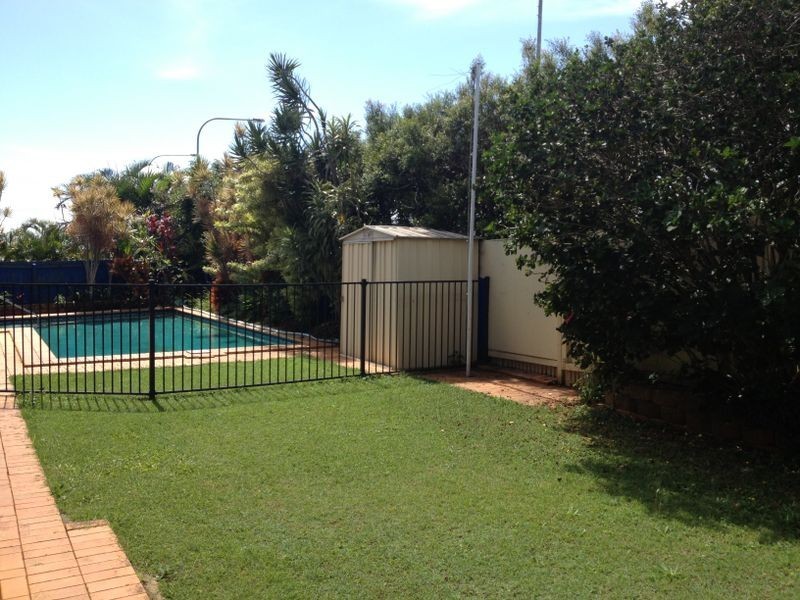 11 BRAEMAR COURT, Redland Bay QLD 4165