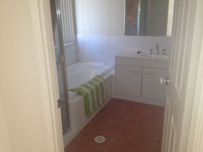 28 HAYMAN STREET, Redland Bay QLD 4165